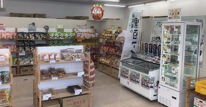 わさビーフのヤマヨシ直売所店内